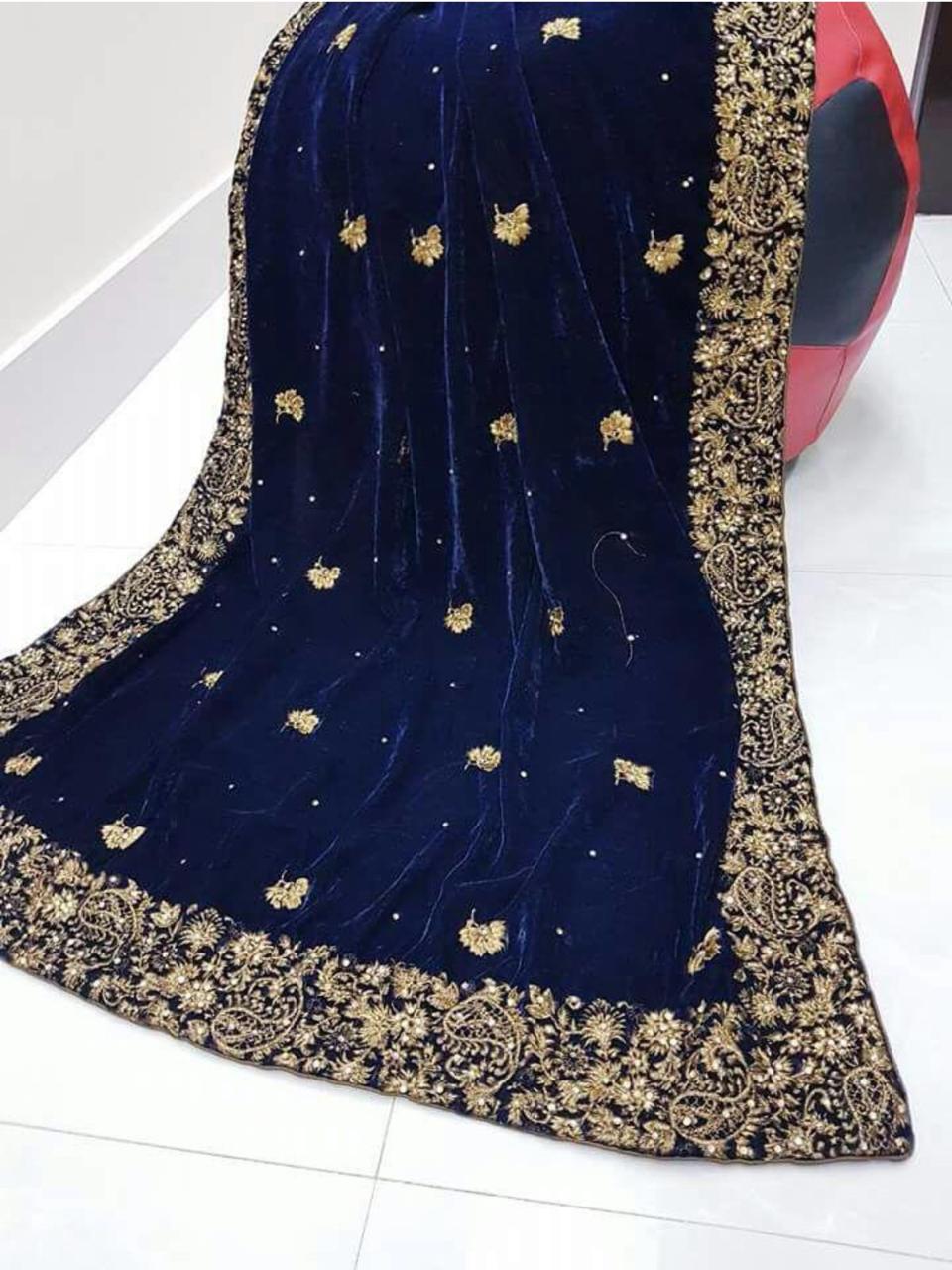 Velvet shawl