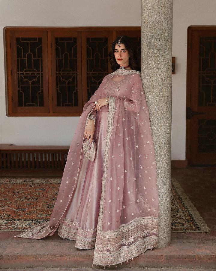Faiza saqlain
